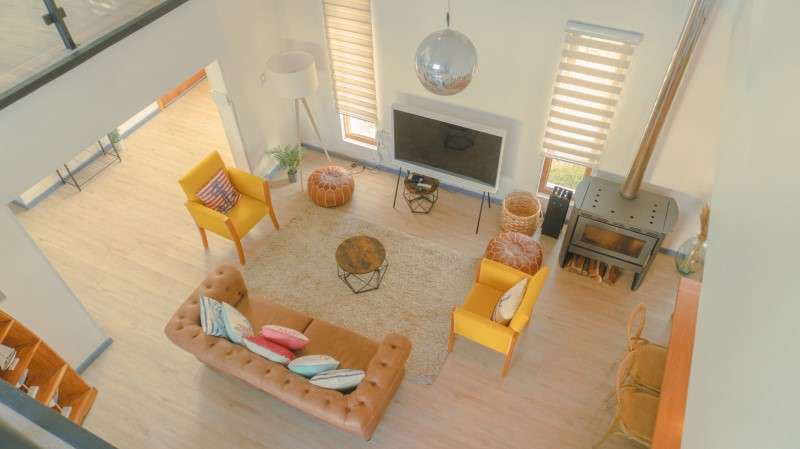 CASA 2 PISOS 4D 4B 3E  CONDOMINIO EN PINGUERAL - Imagen 5