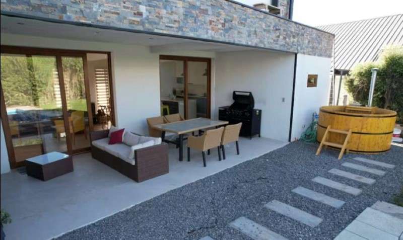 CASA 2 PISOS 4D 4B 3E  CONDOMINIO EN PINGUERAL - Imagen 13