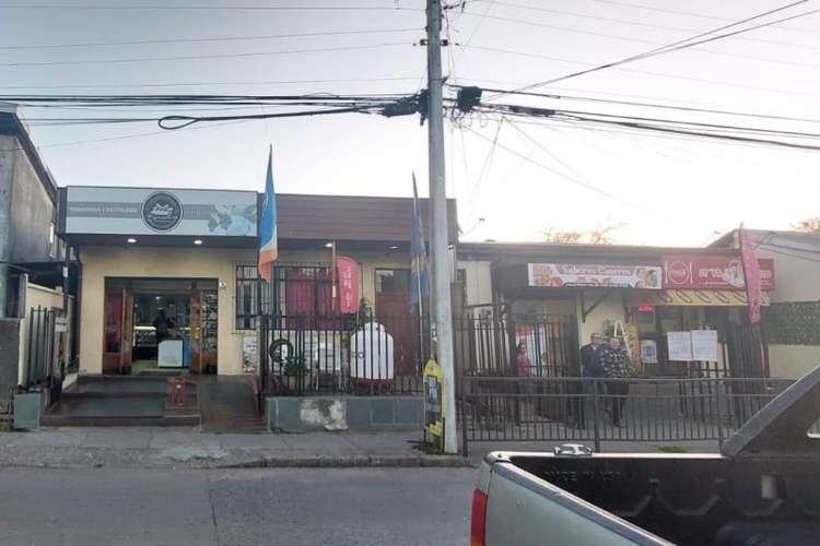 PROPIEDAD COMERCIAL CON LOCALES EN FUNCIONAMIENTO EN PENCO