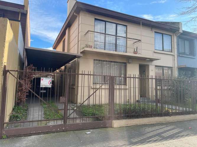 CASA 275M2 5D 2B 3E 1B CALLE LIENTUR CONCEPCIÓN - Imagen 4