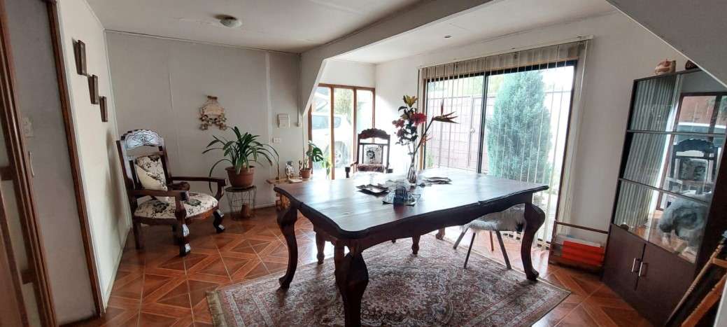 CASA PARA USO COMERCIAL 3D 2B 4E 1B SECTOR EX MATADERO CHIG.