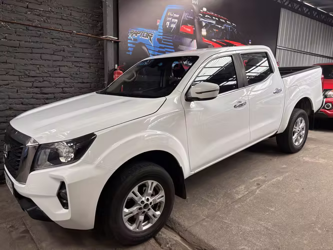 NISSAN NAVARA 4X2 TURBO DIESEL 2013 - Imagen 3
