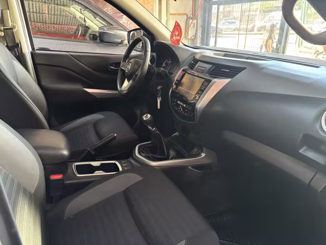 NISSAN NAVARA 4X2 TURBO DIESEL 2013 - Imagen 7