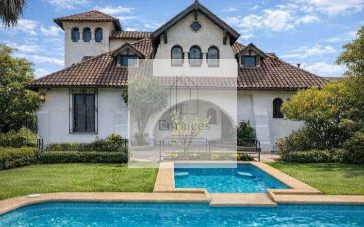 Exclusivo y Hermoso Castillo Español Sevillano