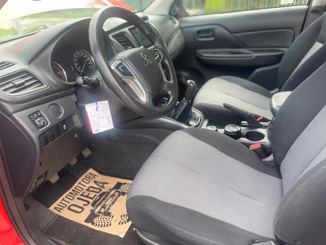 MITSUBISHI L200 CRT 4X4 2023 - Imagen 8