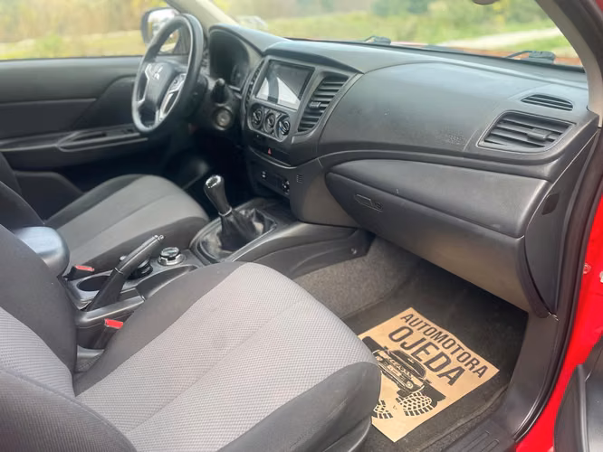 MITSUBISHI L200 CRT 4X4 2023 - Imagen 10