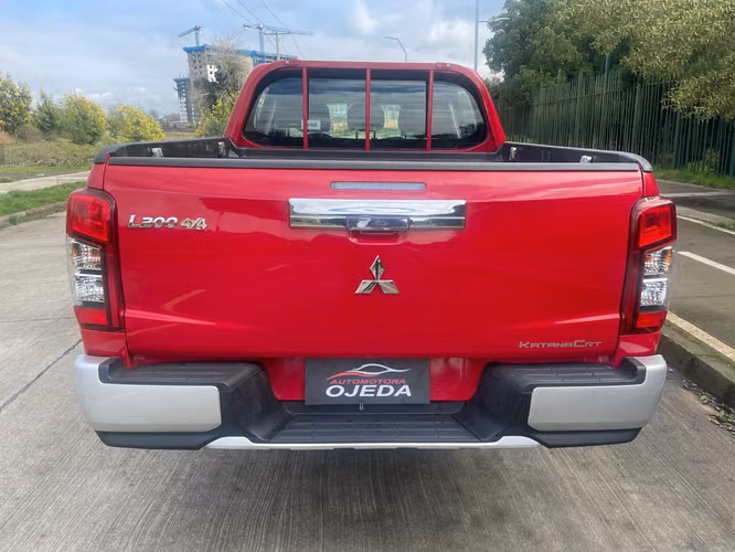 MITSUBISHI L200 CRT 4X4 2023 - Imagen 5