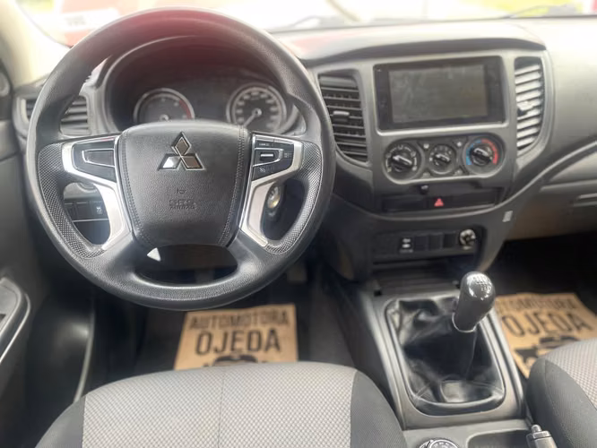 MITSUBISHI L200 CRT 4X4 2023 - Imagen 9