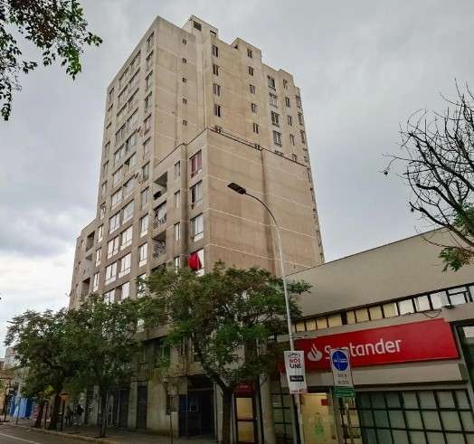 CENTRICO DEPARTAMENTO CON ESTACIONAMIENTO Y BODEGA