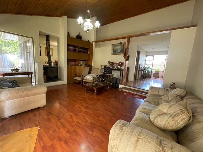 Casa + edificación de 9 suites + salón multifuncional en 1.492 m², todo regularizado, en Buin - Imagen 4