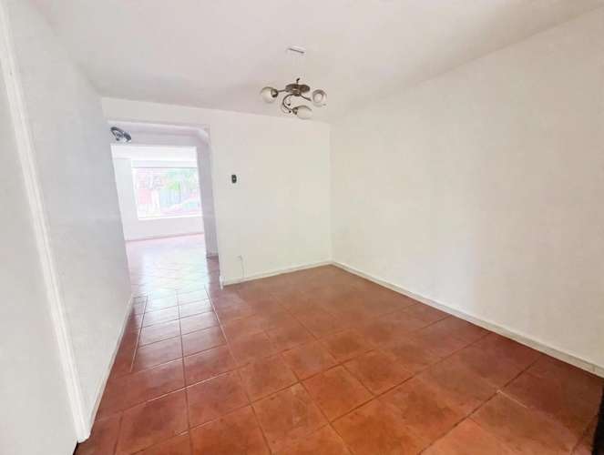 ARRIENDO AMPLÍA CASA/ CIUDAD SATÉLITE MAIPU - Imagen 4