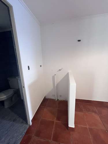 ARRIENDO AMPLÍA CASA/ CIUDAD SATÉLITE MAIPU - Imagen 25