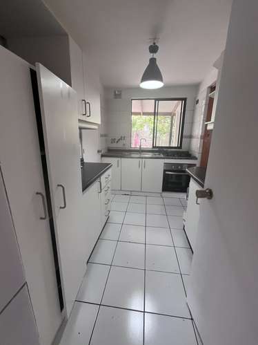 ARRIENDO AMPLÍA CASA/ CIUDAD SATÉLITE MAIPU - Imagen 7