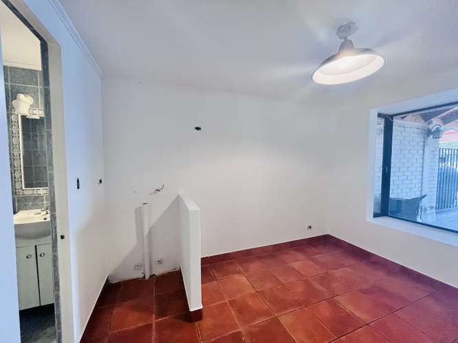 ARRIENDO AMPLÍA CASA/ CIUDAD SATÉLITE MAIPU - Imagen 24