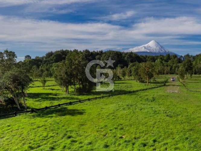 ¡Exclusiva! Borde de río y vista directa volcán - Imagen 42