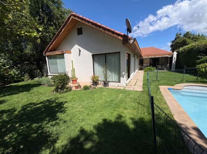 Casa en arriendo de 4 dorm. colegio Los Alerces Lo Barnechea - Imagen 2