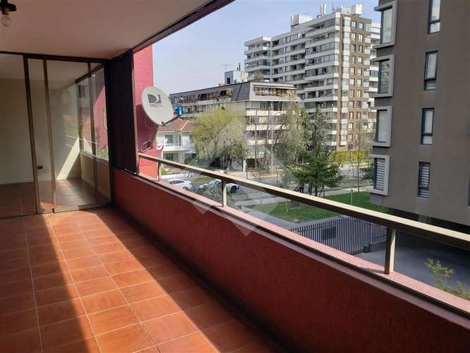 Amplio Depto en venta de 4 dorm. en Pocuro , Providencia - Imagen 7