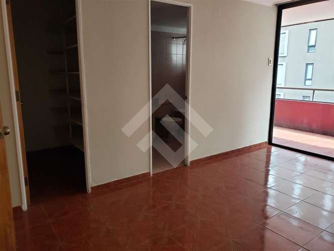 Amplio Depto en venta de 4 dorm. en Pocuro , Providencia - Imagen 13