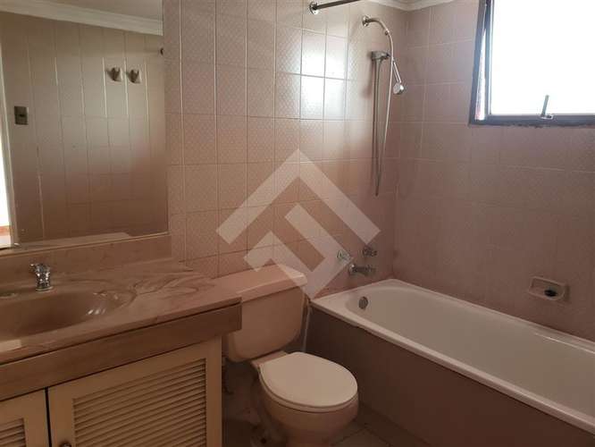 Amplio Depto en venta de 4 dorm. en Pocuro , Providencia - Imagen 15
