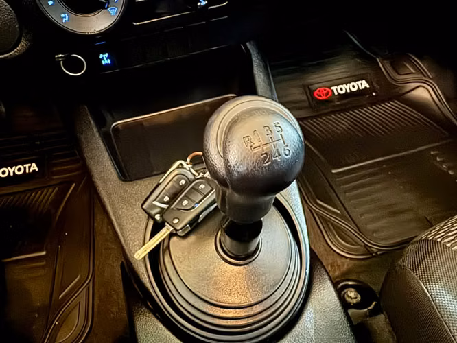 TOYOTA HILUX DX 4X2