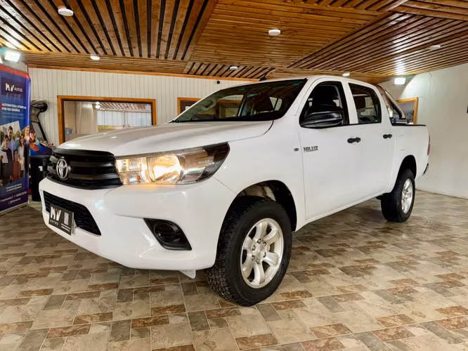 TOYOTA HILUX DX 4X2