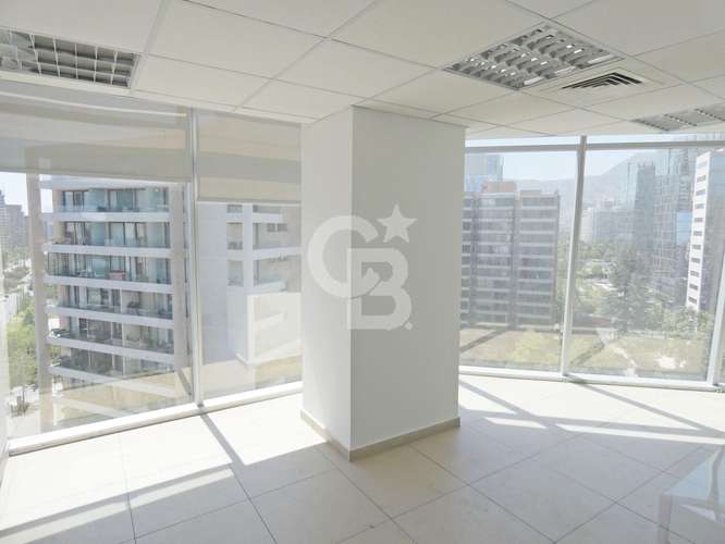 Oficina Moderna y Funcional en Excelente Ubicación - Imagen 4