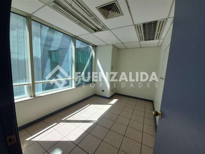 Oficina en arriendo en Santiago - Imagen 8