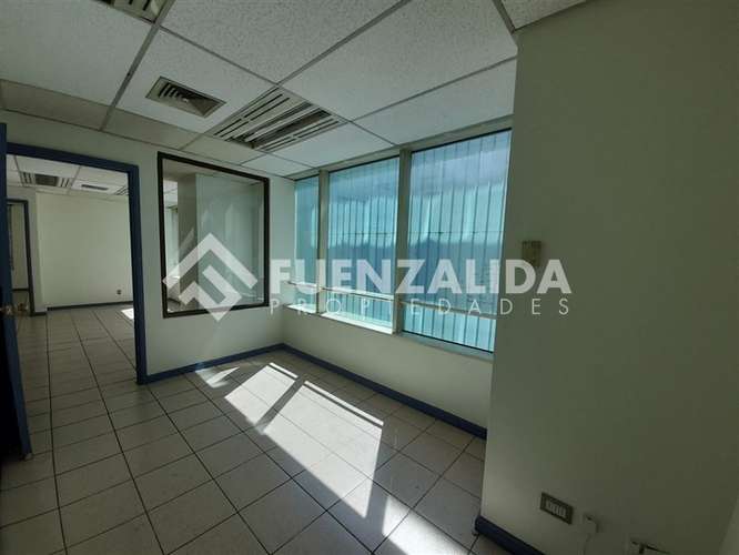 Oficina en arriendo en Santiago - Imagen 3