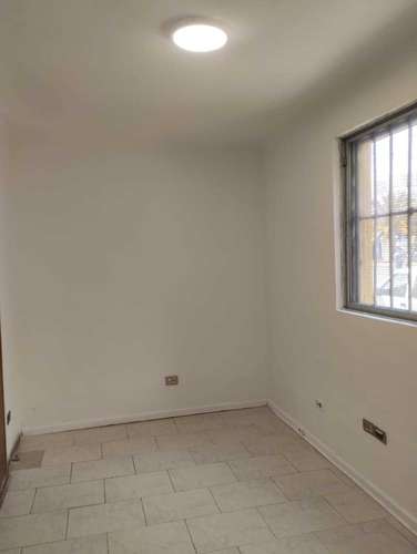 Propiedad comercial con Excelente Conectividad (187475)