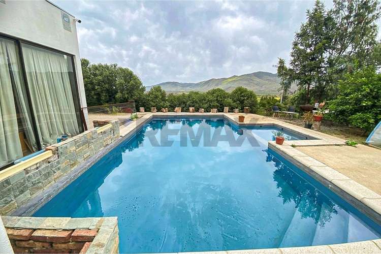 Parcela 5000m2 3d2b piscina las calerias lampa