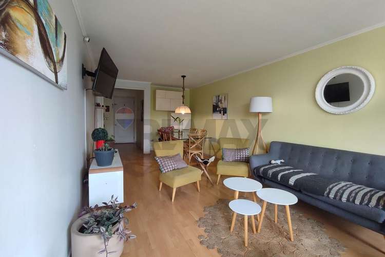 Departamento familiar en las condes - Imagen 1