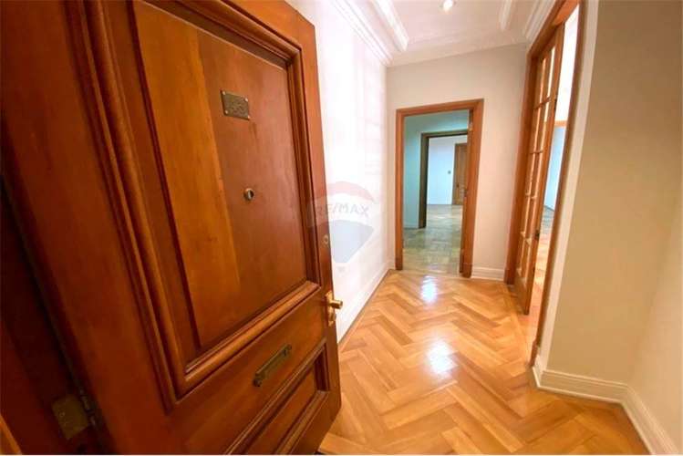Oficina remodelada en arriendo santiago centro - Imagen 4