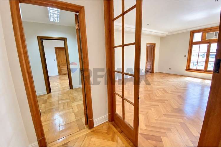 Oficina remodelada en arriendo santiago centro - Imagen 6