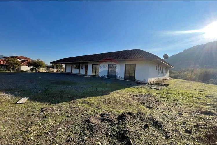 Venta casa estilo colonial en curicó - Imagen 4