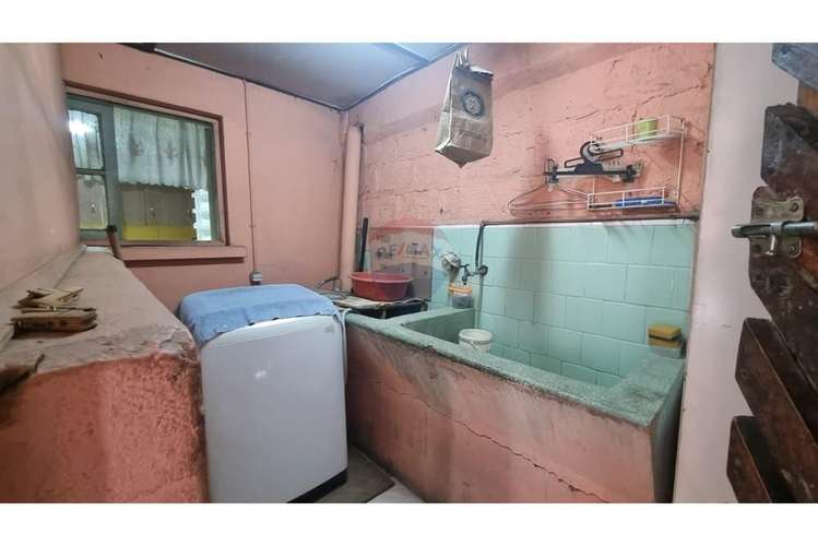 Casa con piscina y terreno de 387 m² - Imagen 20