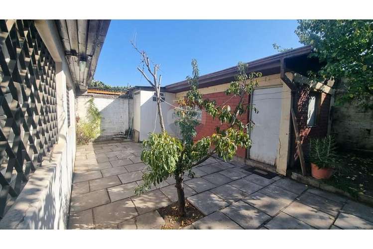 Casa con piscina y terreno de 387 m² - Imagen 26