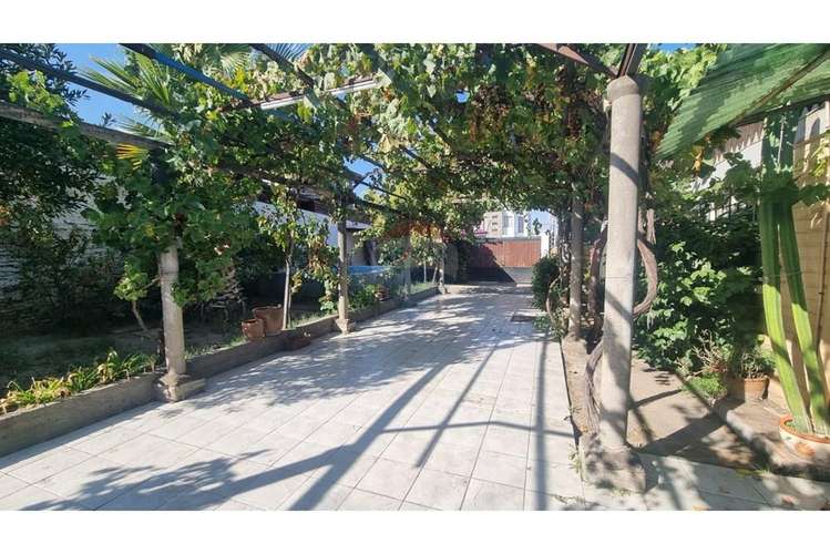 Casa con piscina y terreno de 387 m² - Imagen 22