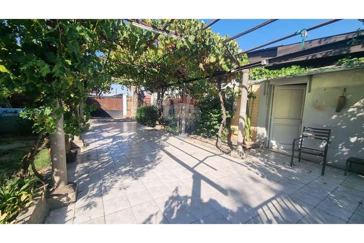 Casa con piscina y terreno de 387 m² - Imagen 23