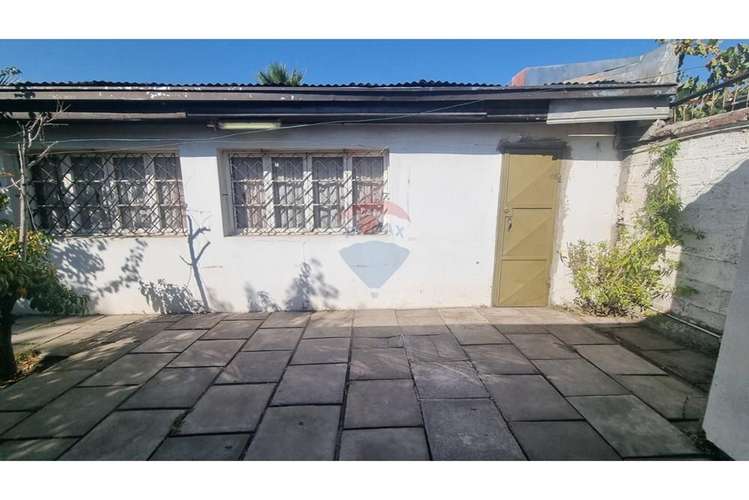 Casa con piscina y terreno de 387 m² - Imagen 30