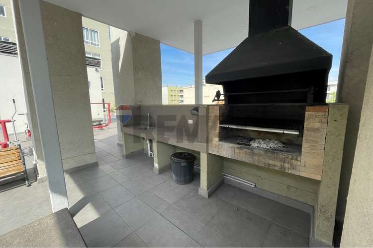 En catedraldepartamento con  amplia terraza. - Imagen 11