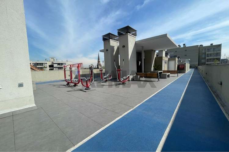 En catedraldepartamento con  amplia terraza. - Imagen 14