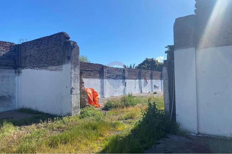 Precio rebajado¡¡urbano y comercial gran terreno