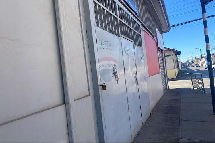 Precio rebajado¡¡urbano y comercial gran terreno
