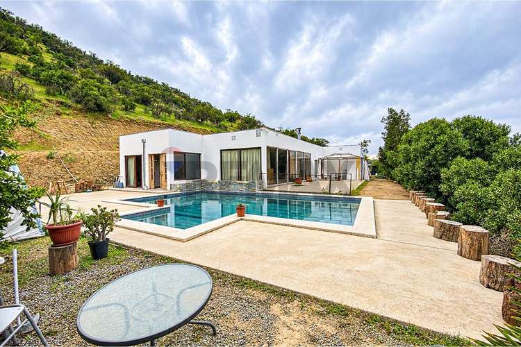 Arriendo parcela 5000m2 3d2b piscina batuco lampa