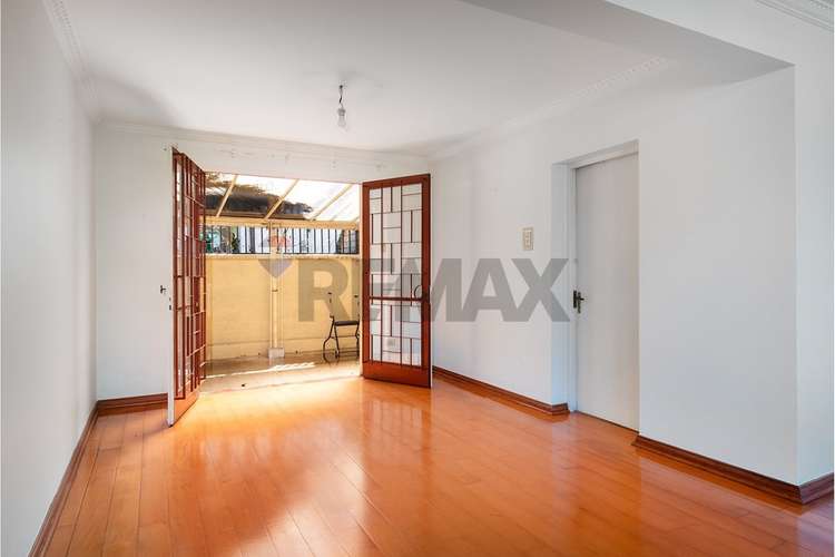 115 m² útiles, 4 dormitorios, 3 baños y terraza - Imagen 9