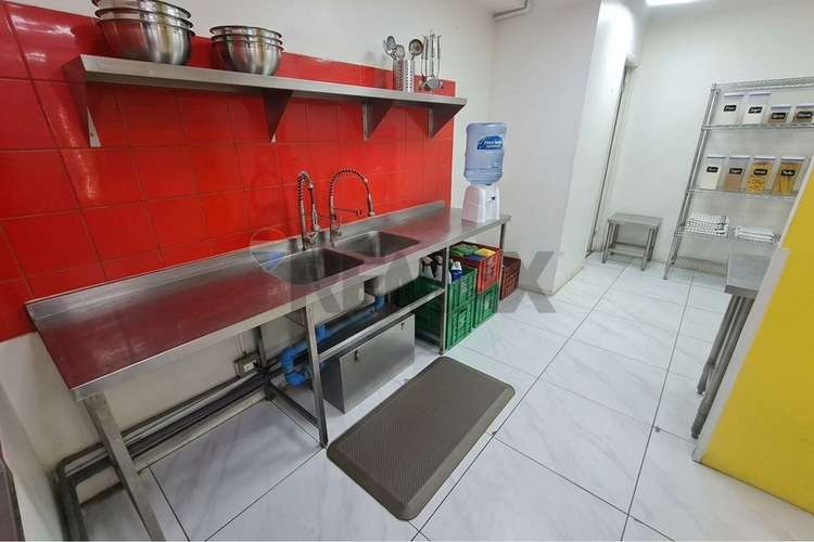 Venta derecho de llave comida al paso