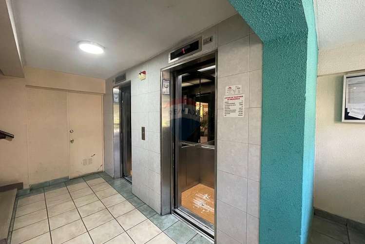 Con estacionamiento, inversión en santiago - Imagen 24
