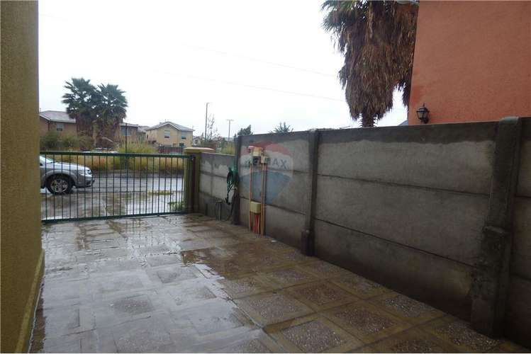 Precio rebajado..!! casa en sector privilegiado - Imagen 36