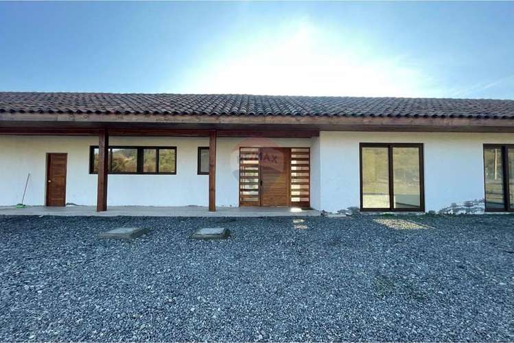 Venta casa estilo colonial en curicó