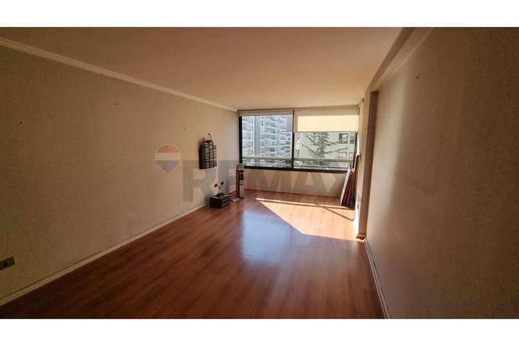 Vive en las condes: tranquilidad y ubicación - Imagen 2